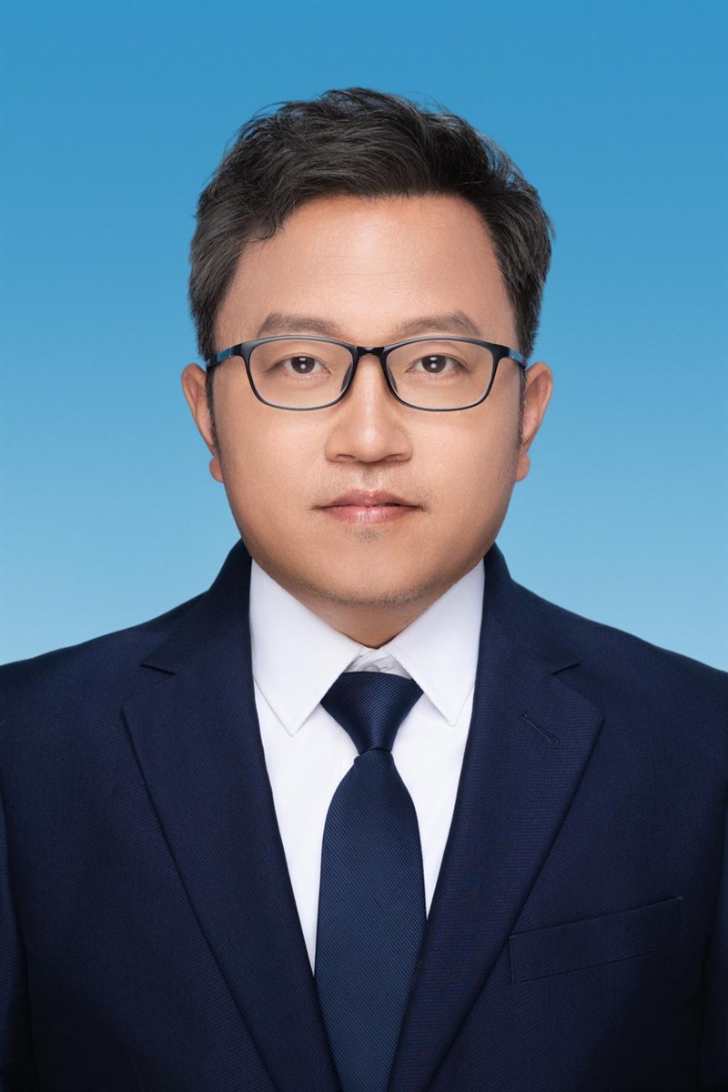 Portrait of Xingwang Li